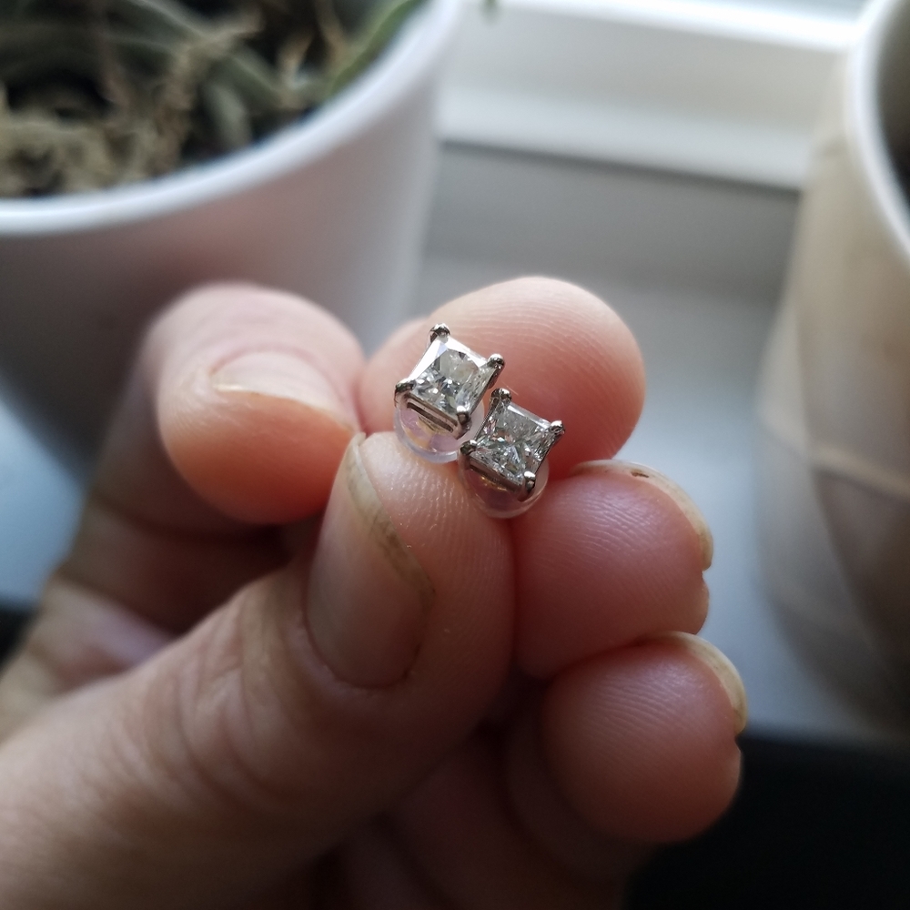 14k diamond earrings